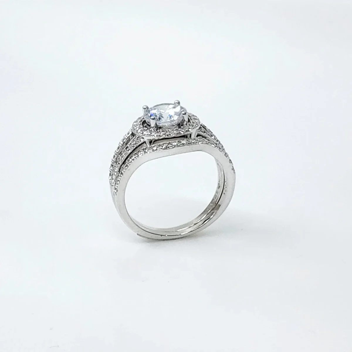 Sterling Silver Round Cut Halo Engagement Ring with Split Shank & Matching Wedding Band with CZ Setting