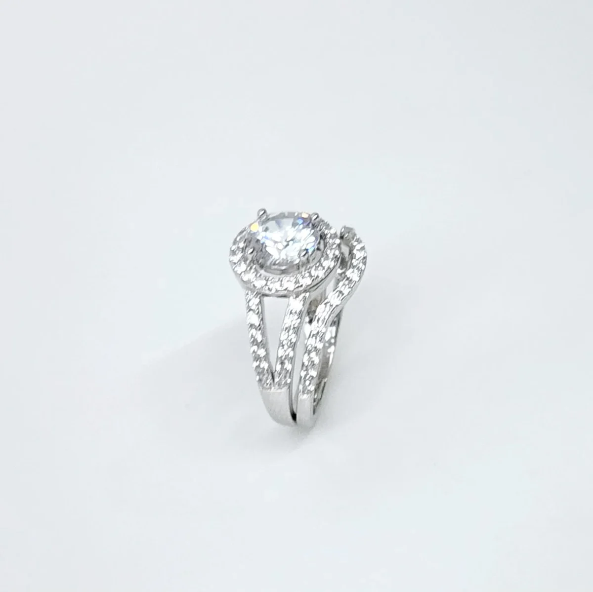 Sterling Silver Round Cut Halo Engagement Ring with Split Shank & Matching Wedding Band with CZ Setting