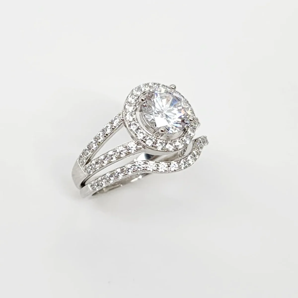 Sterling Silver Round Cut Halo Engagement Ring with Split Shank & Matching Wedding Band with CZ Setting