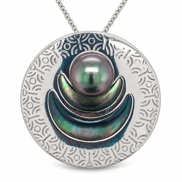Sterling Silver Round Engraved Tahitian Design with 11mm-12mm Tahitian Black Pearl and Dark Mother Of Pearl Shell Inlay