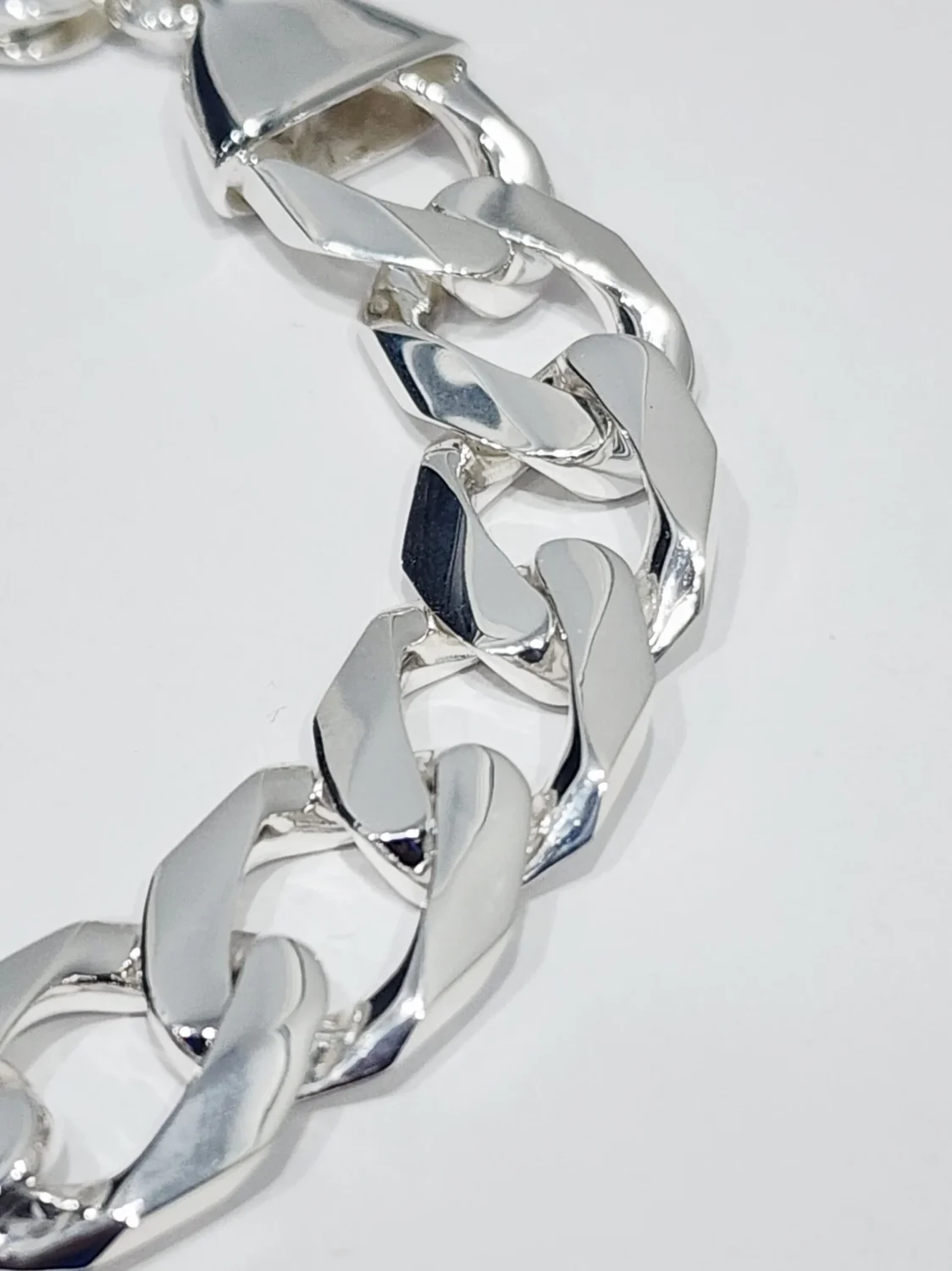 Sterling Silver Solid Curb Link Bracelet 12.40mm – Parrot Clasp - CYBA87