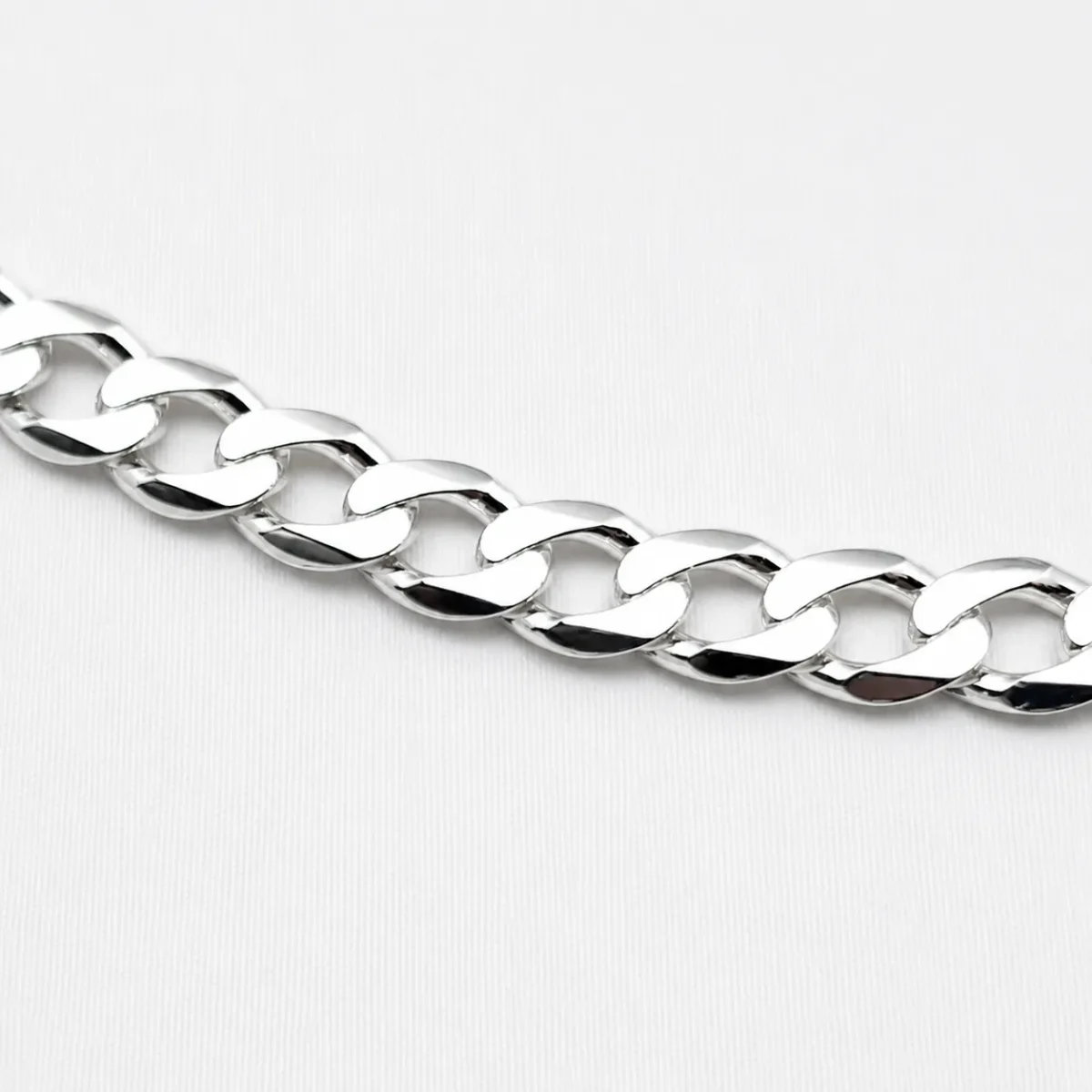 Sterling Silver Ultra Flat Bevel Sided Diamond Cut 100 Gauge Curb Link Chain – UFBSCD100