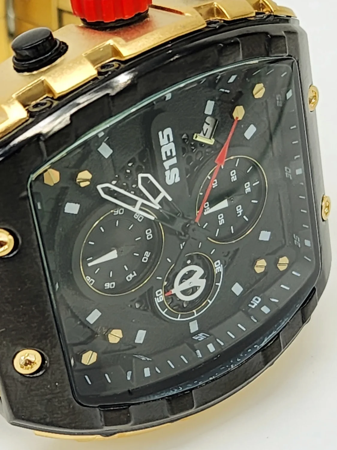 Stylish Mens Analog Metal Strap, Multifunction Analog Gold Tone Strap, Gold/Black Case, Black Dial Quartz Watch