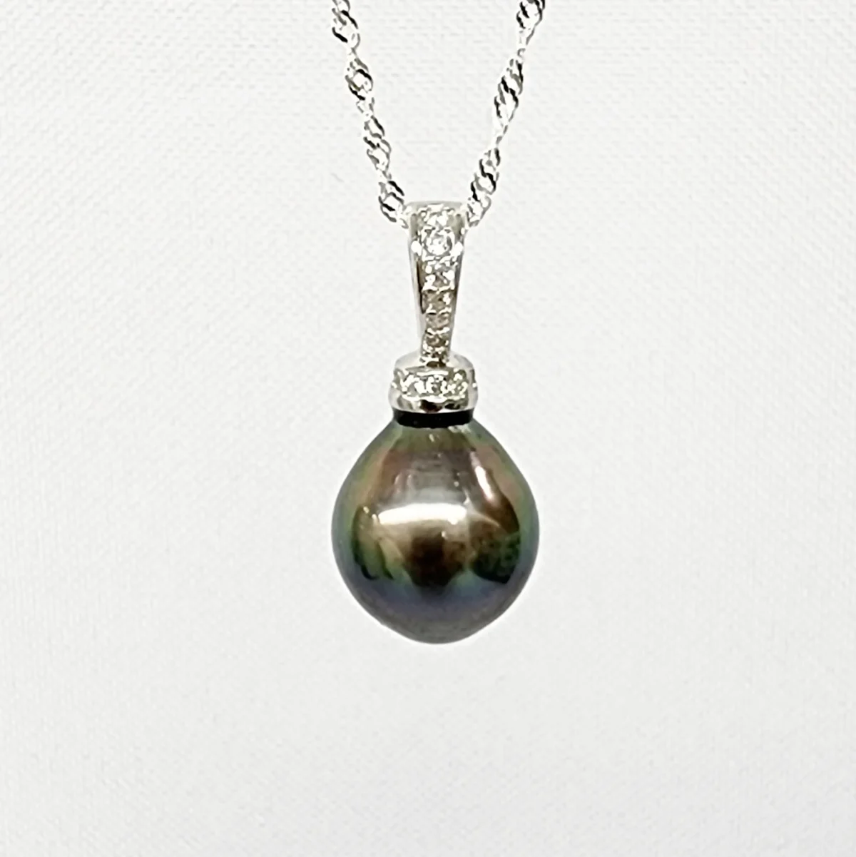 Tahitian Black Pearl Pendant – 11–11.5mm Peacock Teardrop with CZ in Sterling Silver Cap