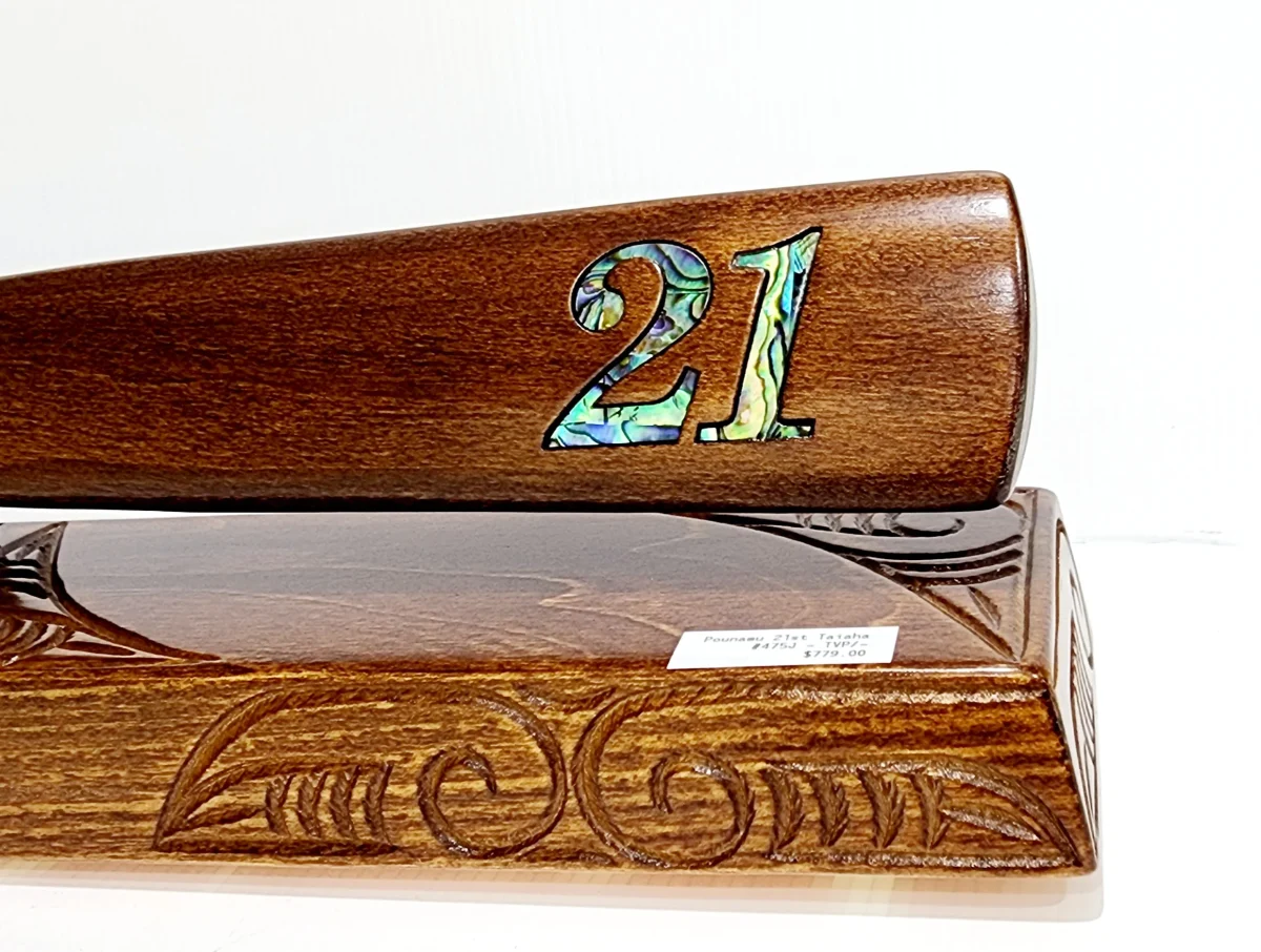 Wooden Carved Maori 21st Birthday Taiaha with Greenstone/Pounamu Tongue on Stand with 21 Paua Inlay