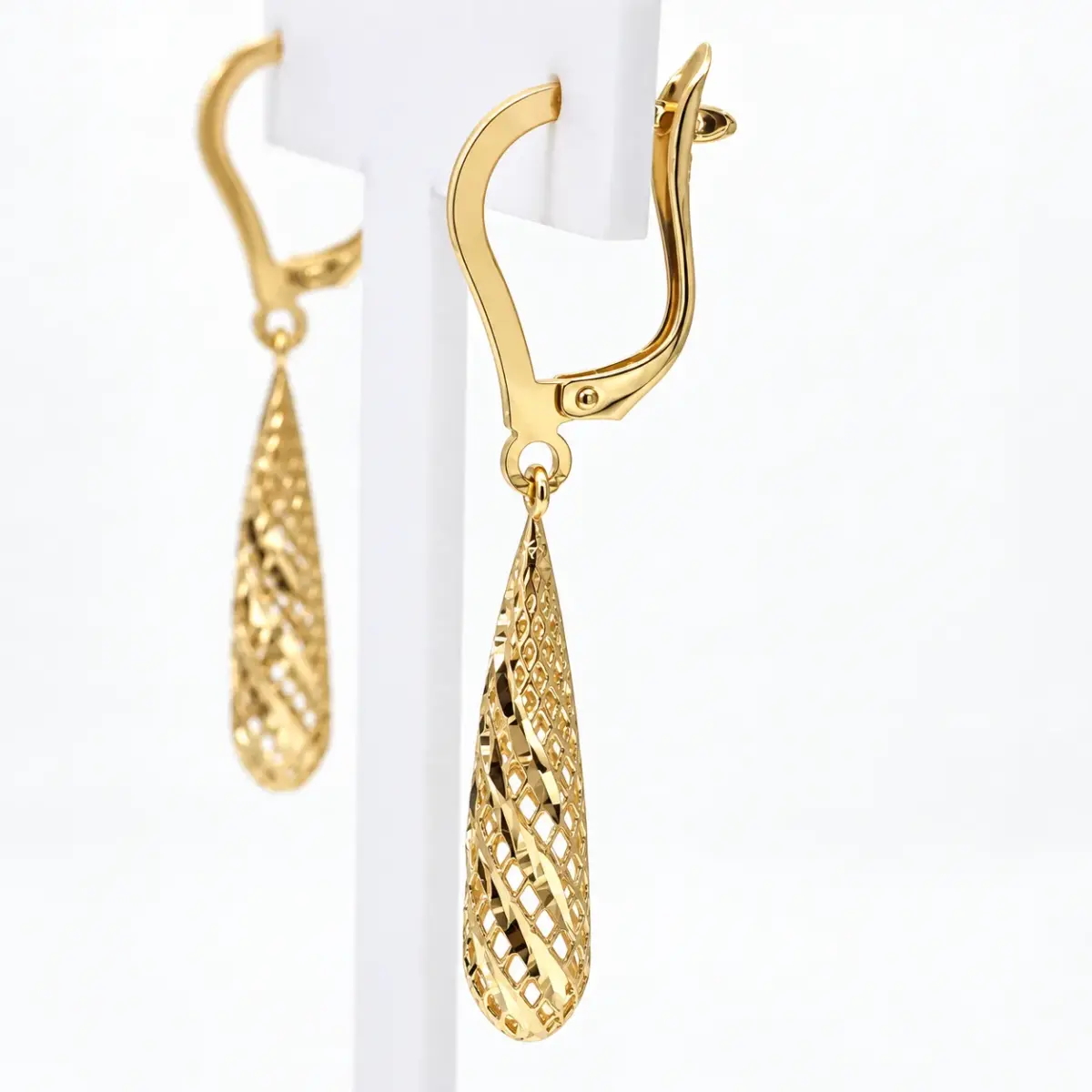 9ct Yellow Gold Diamond-Cut Mesh Teardrop Drop Earrings - 1.54.4229