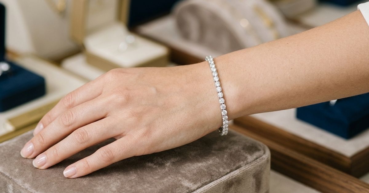 What is a Tennis Bracelet