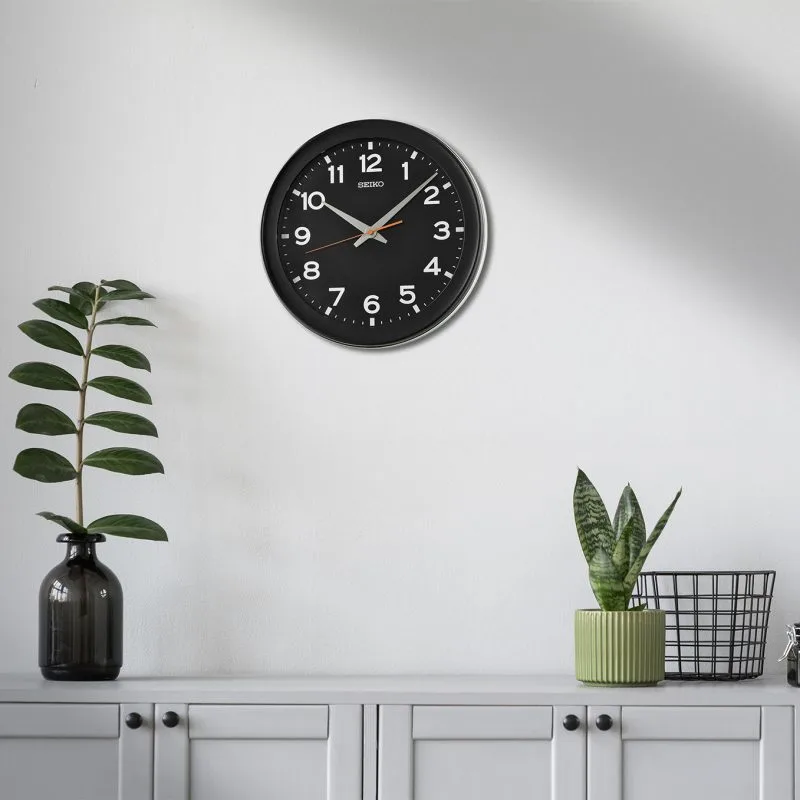 Seiko QXA835-K Office Wall Clock – Metallic Black & White 36.8cm
