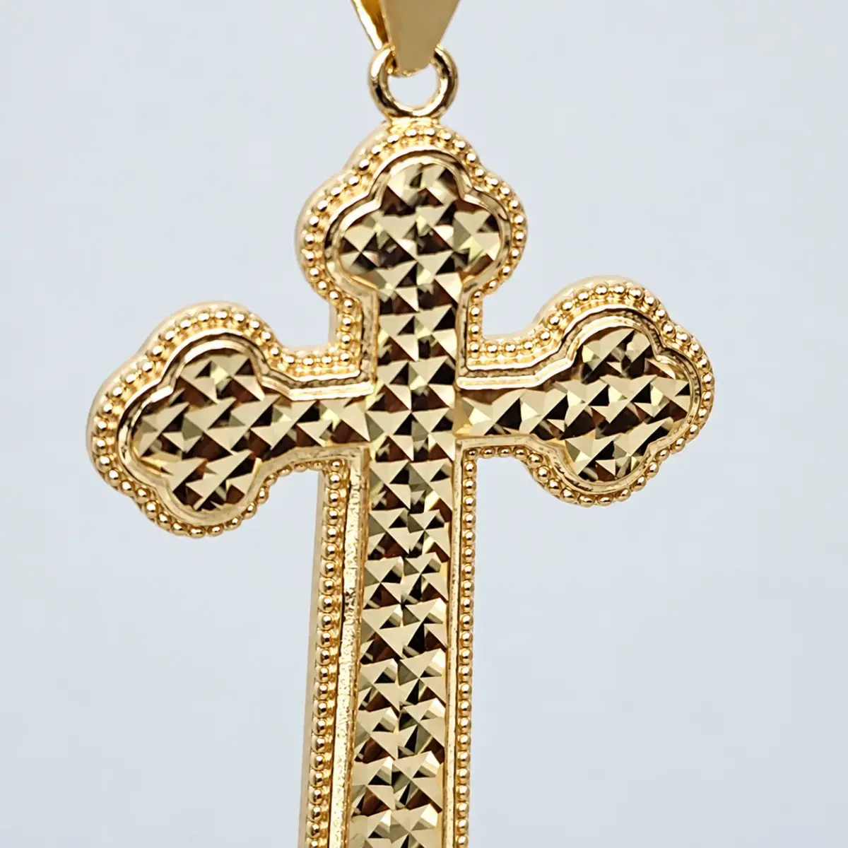 9ct Yellow Gold Faceted Diamond-Cut Trefoil Cross Pendant – 25mm x 17mm | Made in Italy - 9KCR673