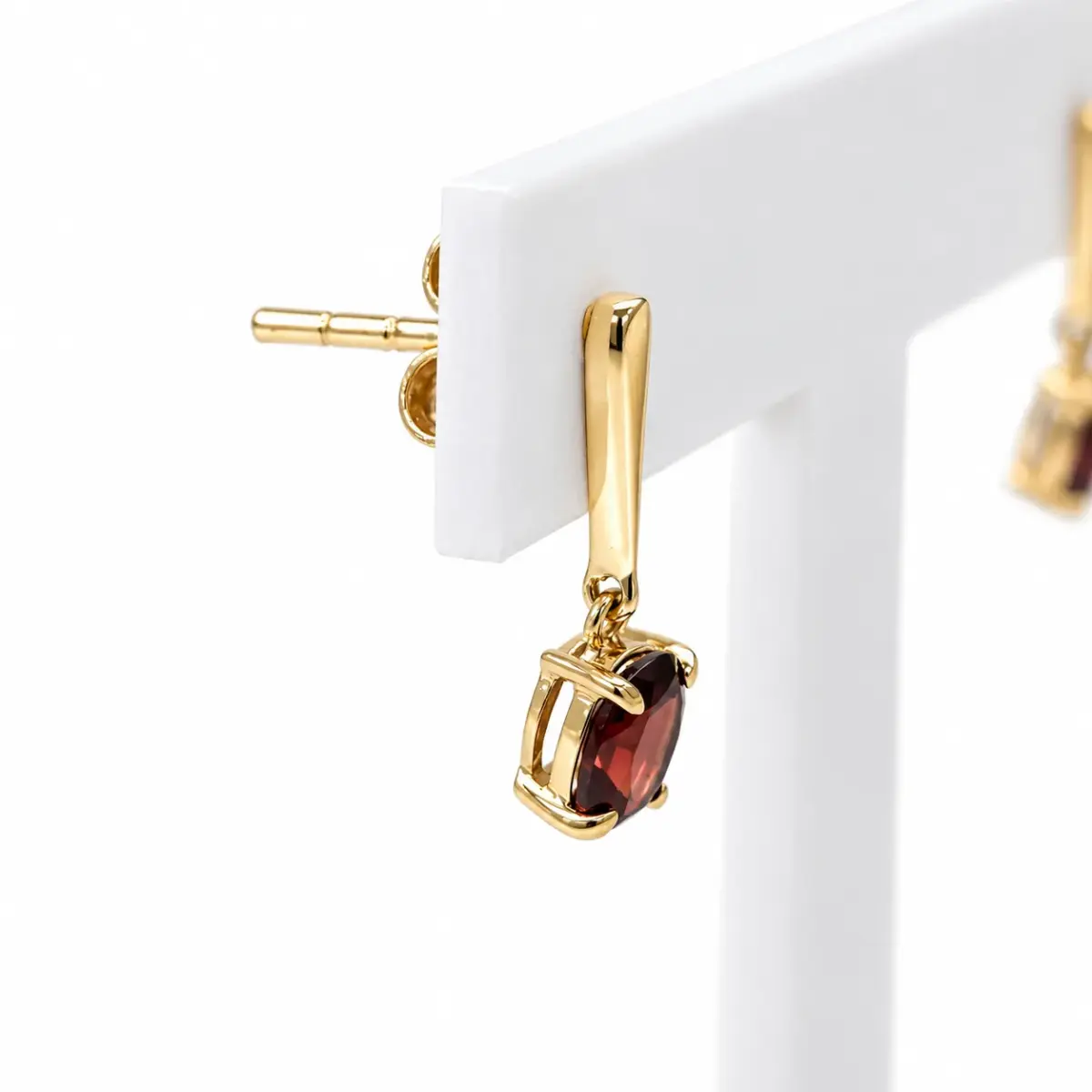 9ct Yellow Gold Oval Garnet Drop Stud Earrings – 0.78ct - CYE2068GAR