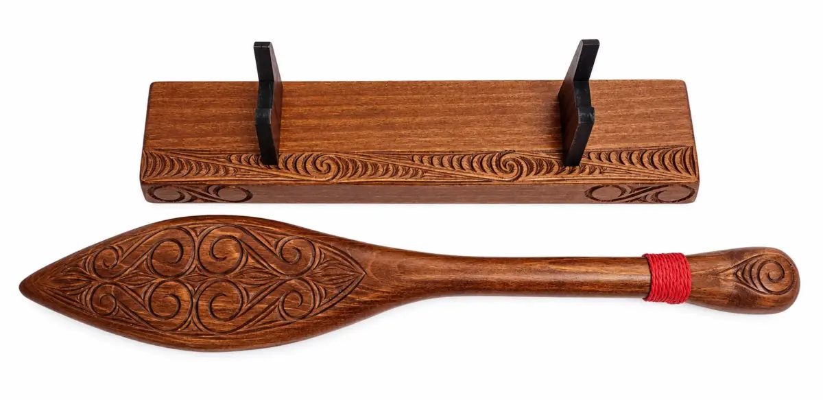Hand Carved Māori Hoe Waka Paddle on Solid Timber Display Stand 550mm | Made in New Zealand - WM540
