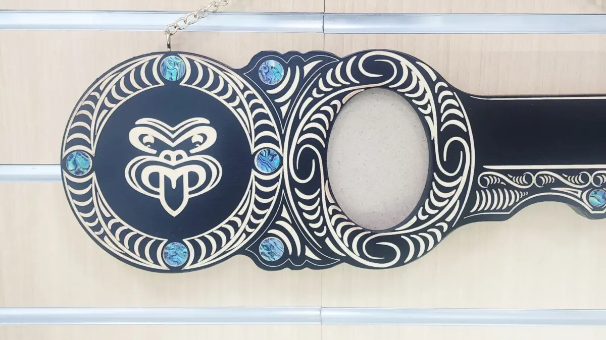 Māori Design Wooden Birthday Key – Tiki & Pāua Shell Inlay - S14BLK