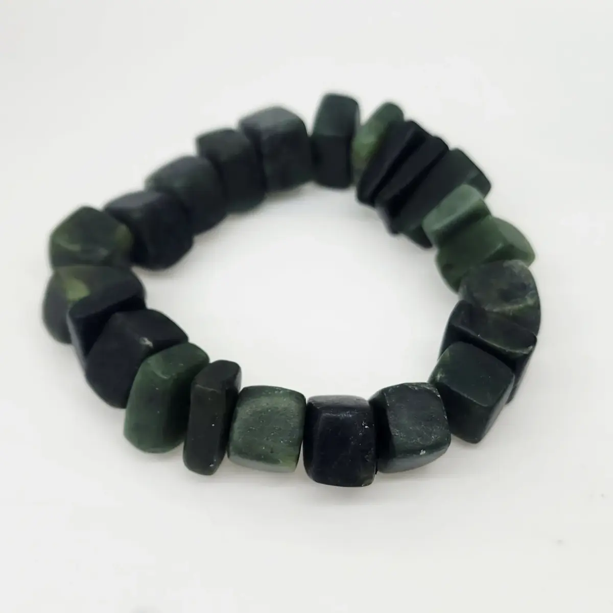 New Zealand Natural Greenstone Chunky Chip Stretch Bracelet – 20cm - HPBC03