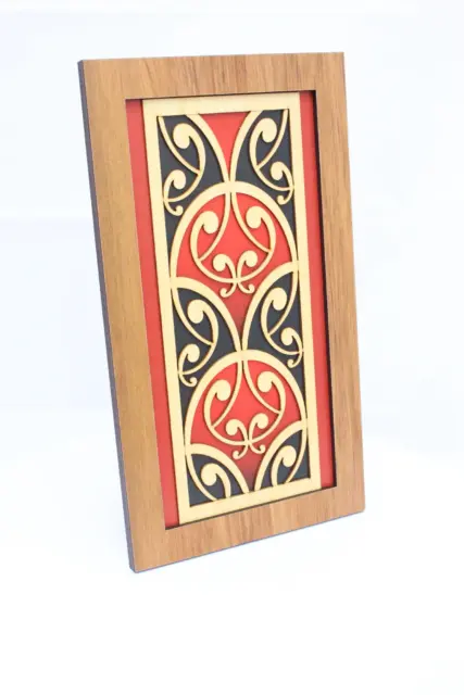 Māori Coloured Fish Scale Kōwhaiwhai Wooden Wall Art – New Zealand Rimu Veneer - WCFS